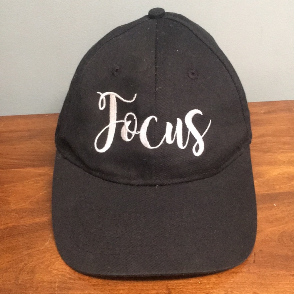 Adjustable black cap